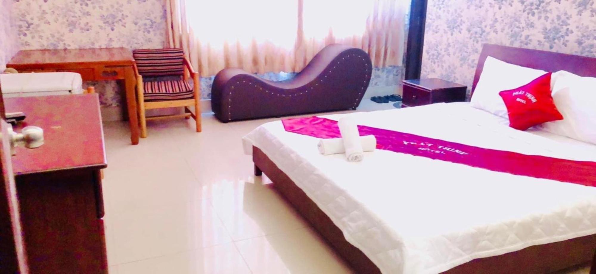 Phat Thinh Hotel โฮจิมินห์ซิตี้ ภายนอก รูปภาพ